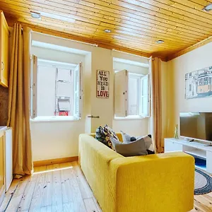Inloveapartments - Amazing Duplex At Alfama Lissabon