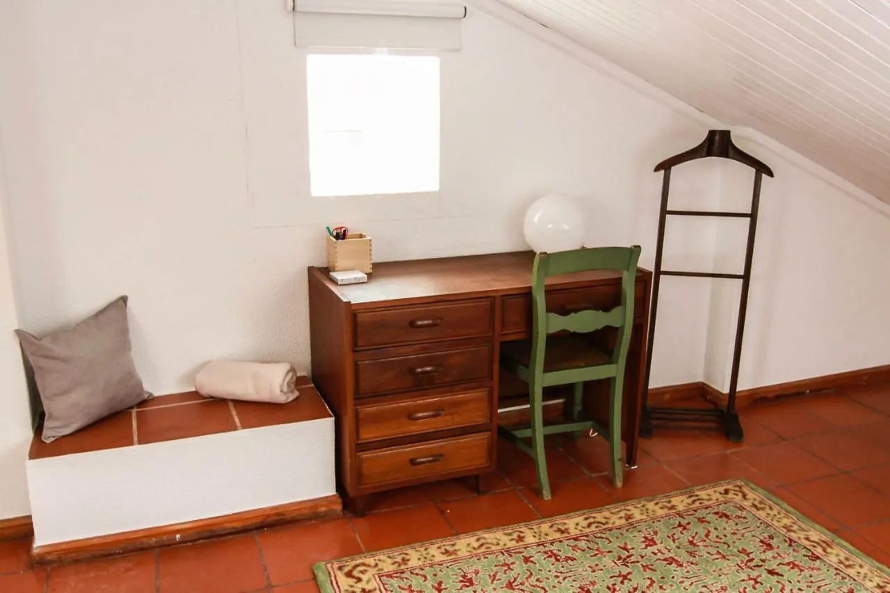 Cozy And Spacious Apartment In Graca, Lissabon Portugal